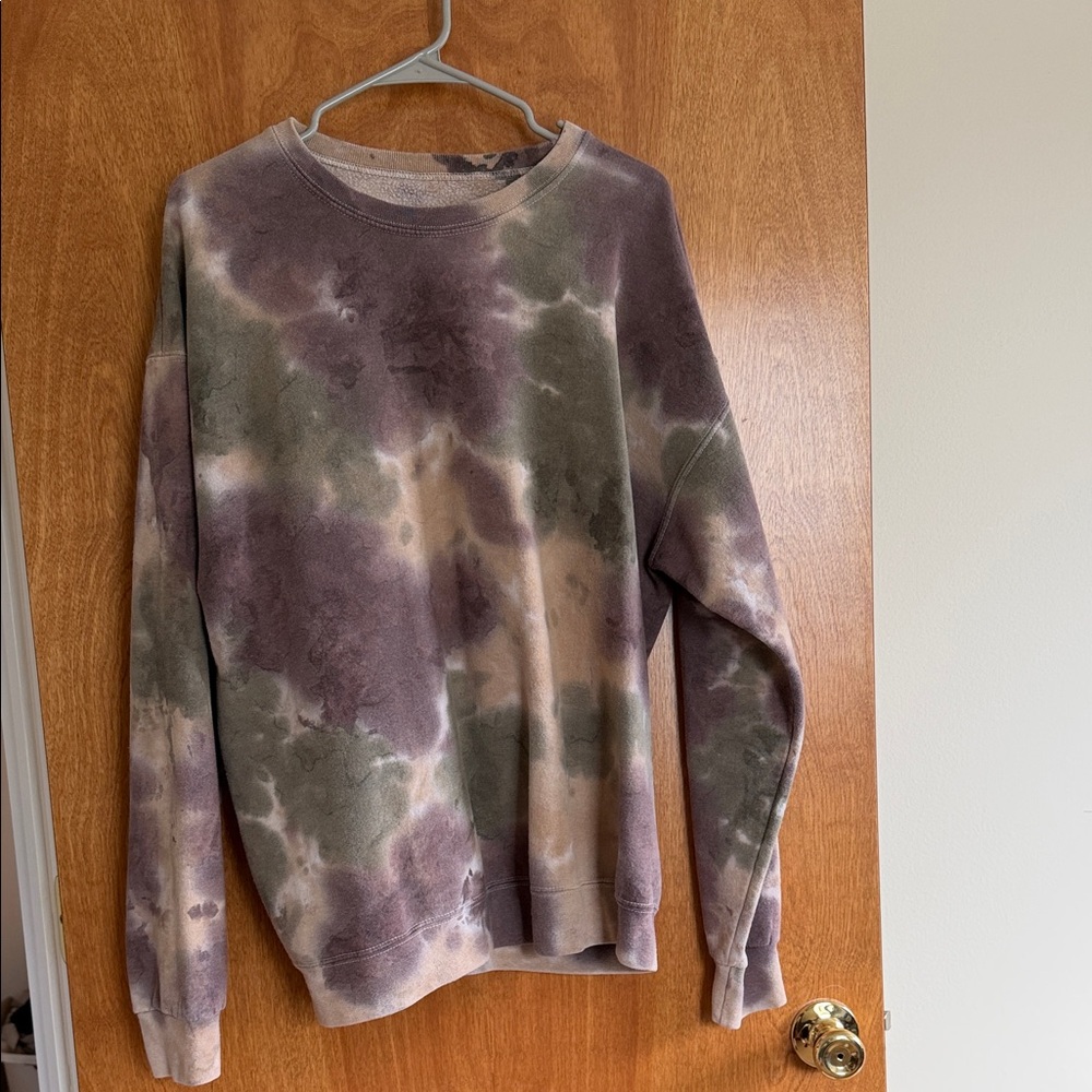 UO crewneck